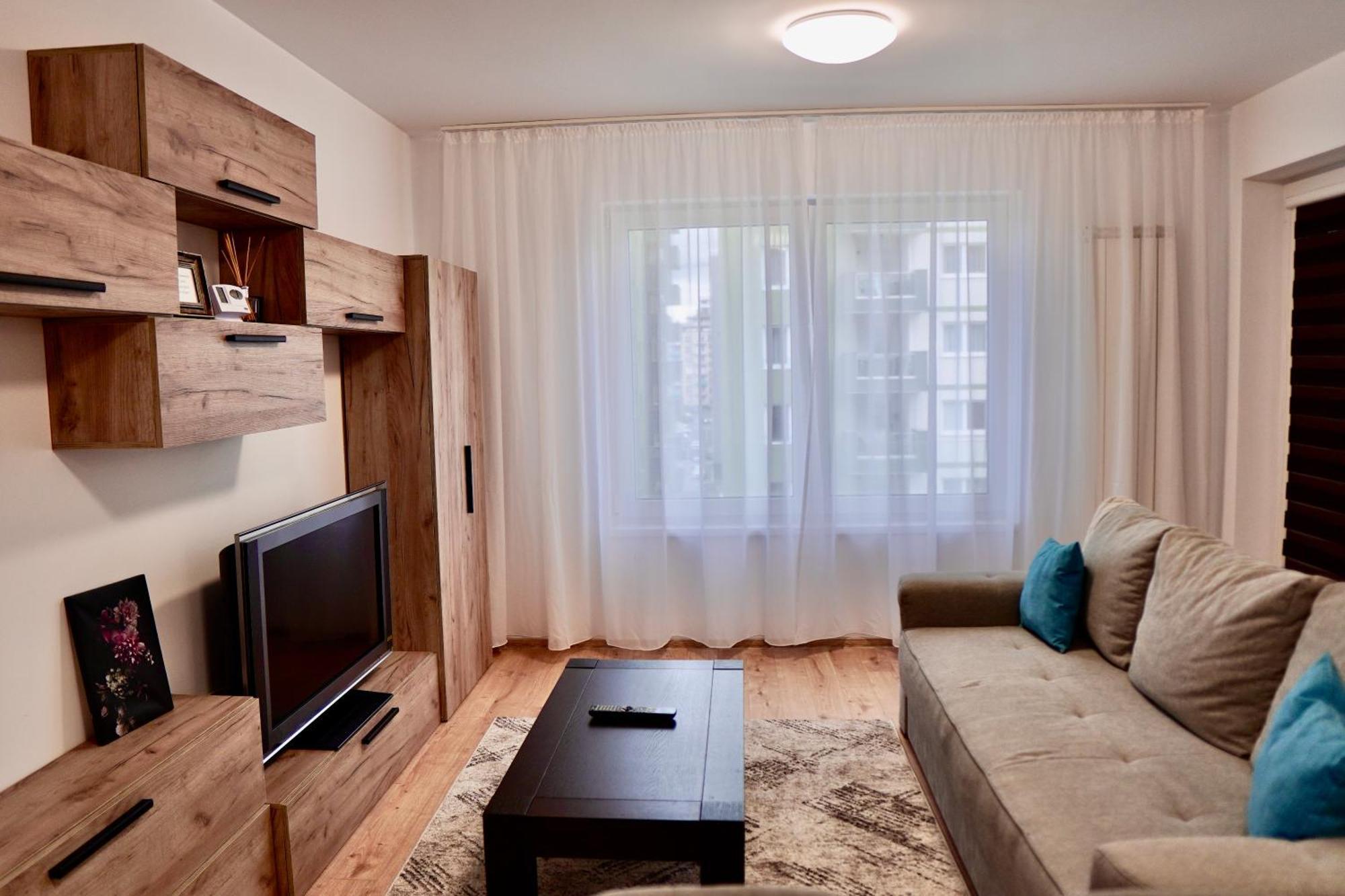 Coresi Topcity 2Camere Apartment Braşov Esterno foto